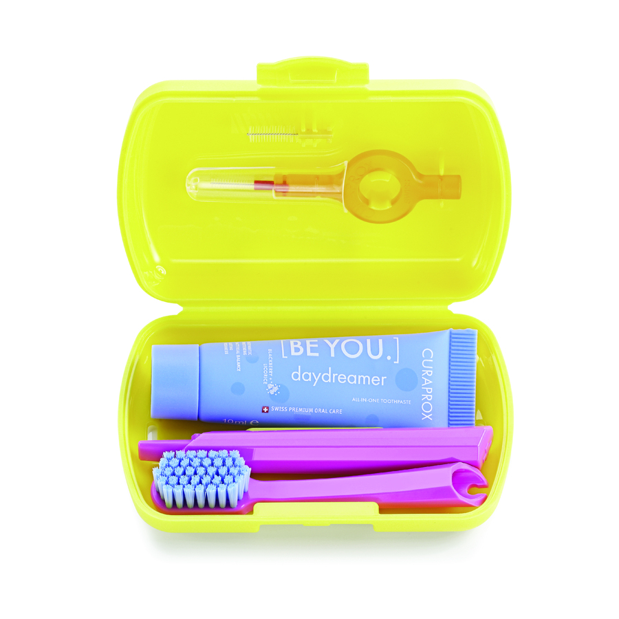 Imagen de Curaprox travel set amarillo pas